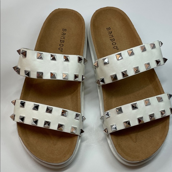 BAMBOO Shoes - Bamboo White Studded Slide Sandals Platform Slip On Summer Shoes Womens Size 7